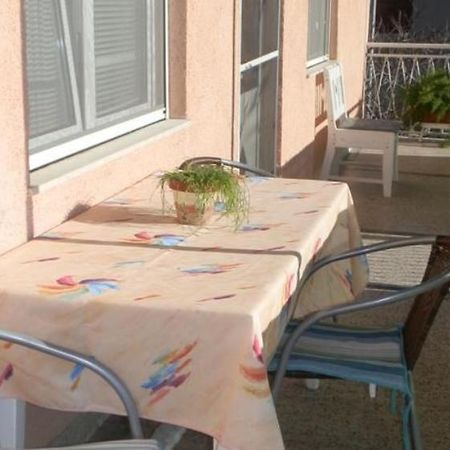 Apartment Julietta Pirovac Exterior photo